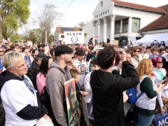 Algyő, Magyar Péter, Tisza Párt, országjárás, utcafórum, politika, választás