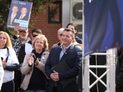 Algyő, Magyar Péter, Tisza Párt, országjárás, utcafórum, politika, választás