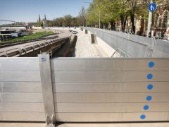 Szeged, Alsó-Tisza-vidéki Vízügyi Igazgatóság, ATIVIZIG, mobilgát, mobil árvízvédelmi fal, szerelési gyakorlat