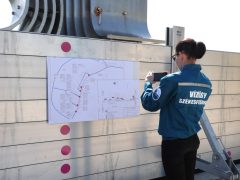 Szeged, Alsó-Tisza-vidéki Vízügyi Igazgatóság, ATIVIZIG, mobilgát, mobil árvízvédelmi fal, szerelési gyakorlat