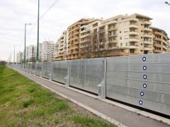 Szeged, Alsó-Tisza-vidéki Vízügyi Igazgatóság, ATIVIZIG, mobilgát, mobil árvízvédelmi fal, szerelési gyakorlat, Felső Tisza part