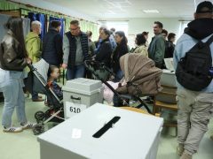 Szeged, Országgyűlési választás, választás, 2026. április 12., átszavazók, szavazás, szavazók, Radnóti Miklós Gimnázium