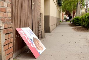 Szeged, politikai plakát, plakát, politika, választás után, választás, Hajós utca