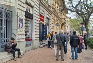 Szeged, országgyűlési választás, választás, forint, erősödik, valutaváltó, deviza, euro