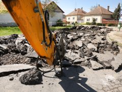 Szeged, átépítés, felújítás, Tápé, Csatár utca, végállomás, buszforduló, Nagy Sándor, Szécsényi Rózsa, Szénási Róbert