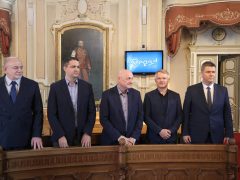 Szeged, Stumpf Péter, Gajda Attila, városháza, átvette, országgyűlési képviselő, megbízólevél