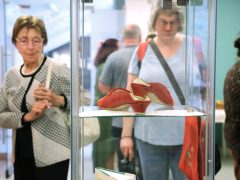 Szeged, Keze nyomán aranyvirág, kiállítás, Agóra, Fetter Ferencné Boha Mária, Népművészet Mestere, népművészet