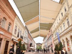 Szeged, Kárász utca, napvitorla, meleg, nyár, hőség, időjárás