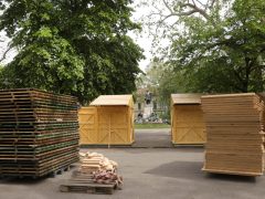 Szeged, építik, bódék, Széchenyi tér, Borfesztivál