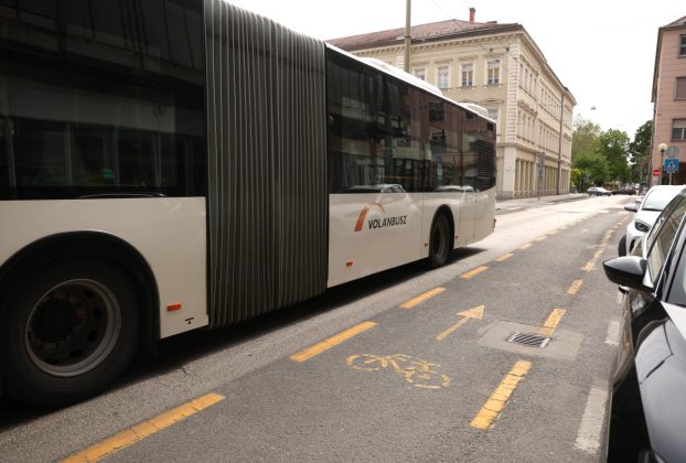 Szeged, volán busz, busz, közlekedés, tömegközlekedés