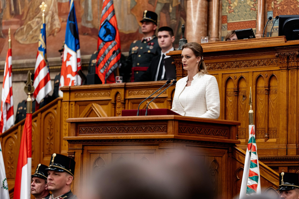 Házelnökké választották Forsthoffer Ágnest. fotó: Tisza Párt hivatalos FB