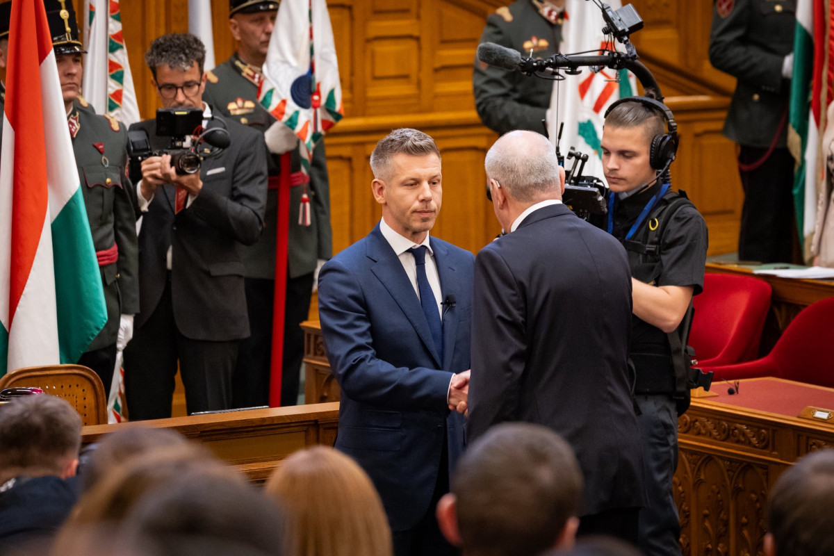 Magyar Péter. Tisza Párt. Beiktatás. Fotó: Sulyok Tamás hivatalos hivatalos FB