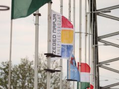 Szeged, Borfesztivál, Szeged Napja, zászlók, Belvárosi híd