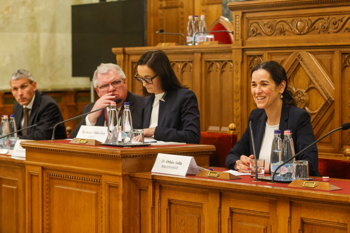 Orbán Anita külügyminiszter. Kormányváltás. Politika. Fotó: Orbán Anita hivatalos FB