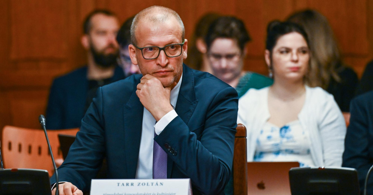 Tarr Zoltán, társadalmi kapcsolatokért és kultúráért felelős miniszter. Kormányváltás. Politika. Fotó: Tarr Zoltán hivatalos FB oldala