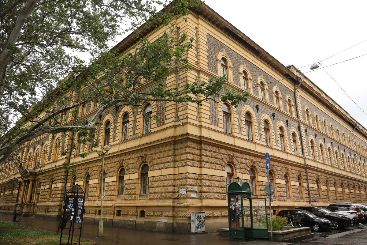 Szeged, Szegedi Törvényszék, bíróság, Széchenyi tér, épület