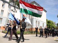 Szeged, SZTE, egyetem, orvostanhallgatók, ballagás, Orvostudományi Kar, Dóm tér