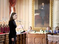 Szeged, Botka László, átadás, városháza, nyugdíjas szervezetek, önkormányzati támogatás
