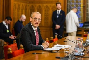 Tarr Zoltán, társadalmi kapcsolatokért és kultúráért felelős miniszter. Fotó: Tarr Zoltán hivatalos FB