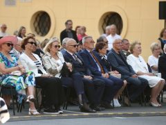 Szeged, ünnepi közgyűlés, Szeged Napja, Széchenyi tér, városháza, Krasznahorkai László, Nobel-díjas író, díszpolgár, Pro Urbe-díj, Szegedért Emlékérem, Botka László