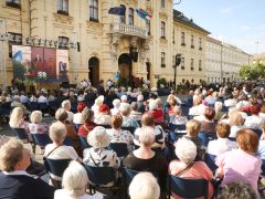 Szeged, ünnepi közgyűlés, Szeged Napja, Széchenyi tér, városháza, Krasznahorkai László, Nobel-díjas író, díszpolgár, Pro Urbe-díj, Szegedért Emlékérem, Botka László