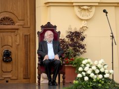 Szeged, ünnepi közgyűlés, Szeged Napja, Széchenyi tér, városháza, Krasznahorkai László, Nobel-díjas író, díszpolgár, Pro Urbe-díj, Szegedért Emlékérem, Botka László