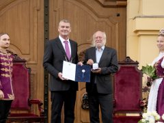 Szeged, ünnepi közgyűlés, Szeged Napja, Széchenyi tér, városháza, Krasznahorkai László, Nobel-díjas író, díszpolgár, Pro Urbe-díj, Szegedért Emlékérem, Botka László