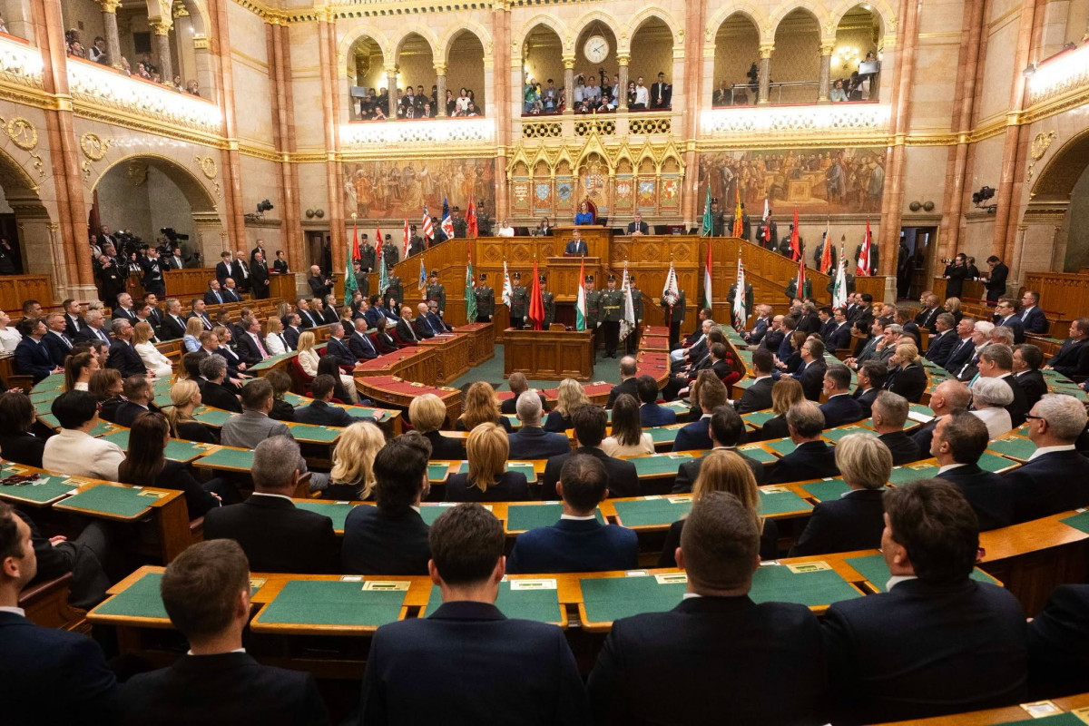 Új Országgyűlés. Parlament. Kormányváltás. Fotó: Forsthoffer Ágnes hivatalos FB