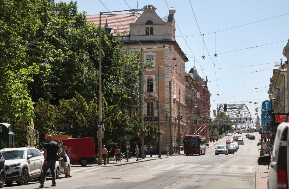 Szeged, felújítás, Széchenyi tér, Híd utca, Károlyi utca, Nagy Sándor