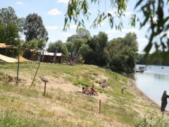 Szeged, strand, szabadstrand, Sárga, Tisza, Tisza part, meleg, időjárás, nyár, napozás, fürdés