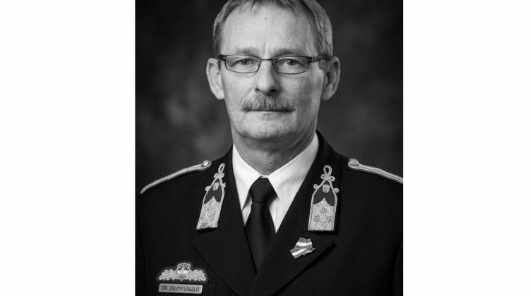 Dr. Zélity László