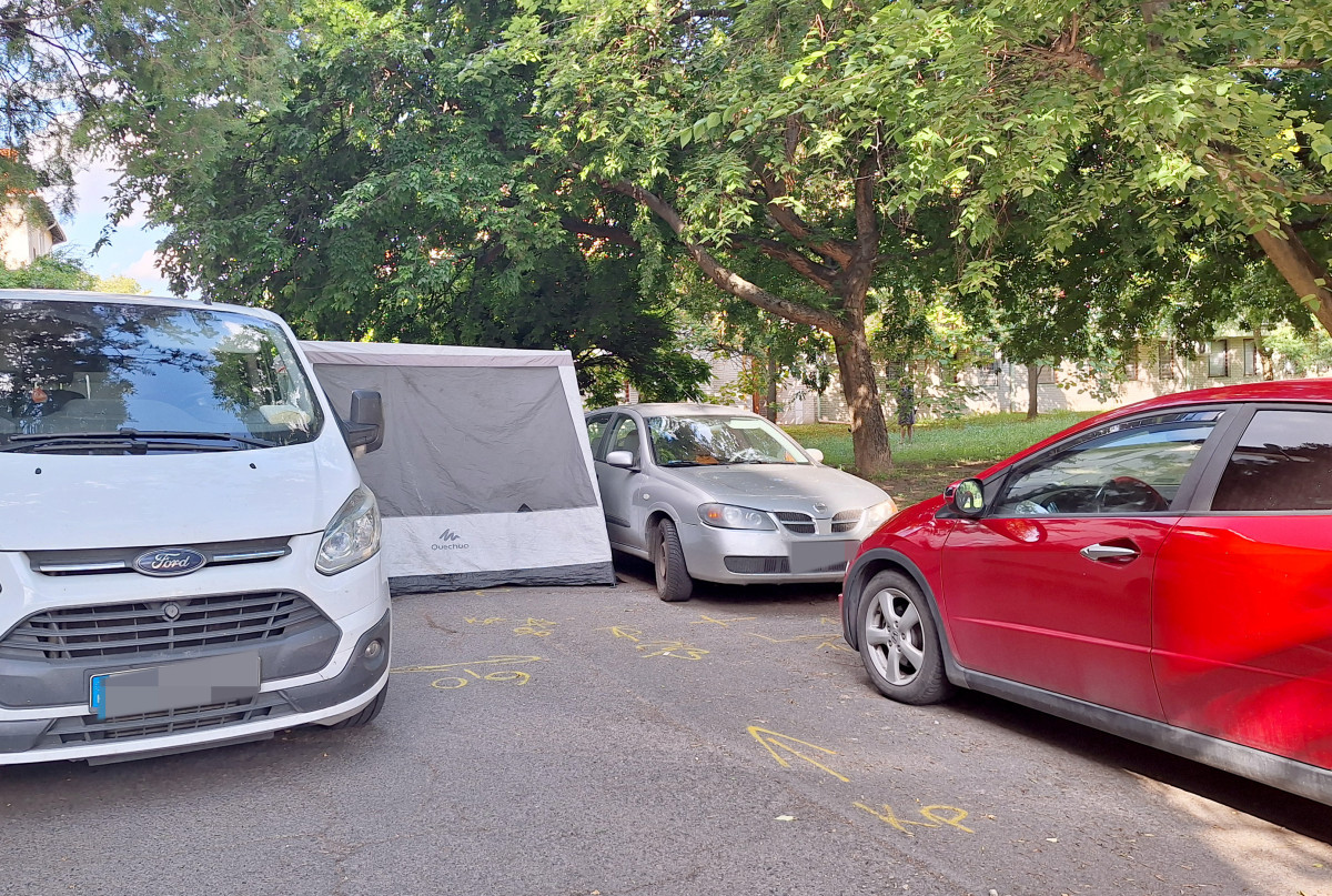 Szeged, meghalt, férfi, Tápai utca, helyszínelés, rendőrök