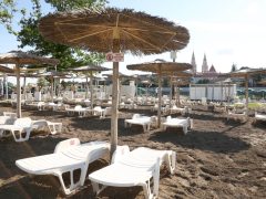Szeged, strandszezon, strand, Lapos, szabadstrand, fürdés, napozás, nyár, meleg, Tisza, Tisza part, folyó