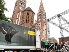 Szeged, épül, Szegedi Szabadtéri Játékok, Dóm tér, színház, Barnák László, Várkonyi Miklós, sajtótájékoztató
