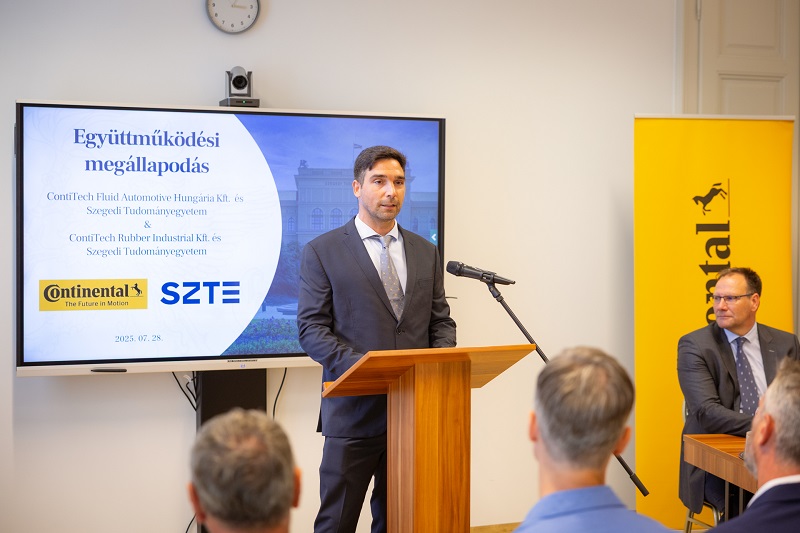 Horváth Sándor, a ContiTech Rubber Industrial Kft. ügyvezetője. Fotó: Kovács-Jerney Ádám