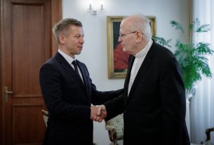 Erdő Péterrel találkozott Magyar Pétert. Fotó: Esztergom-Budapesti Főegyházmegye hivatalos FB