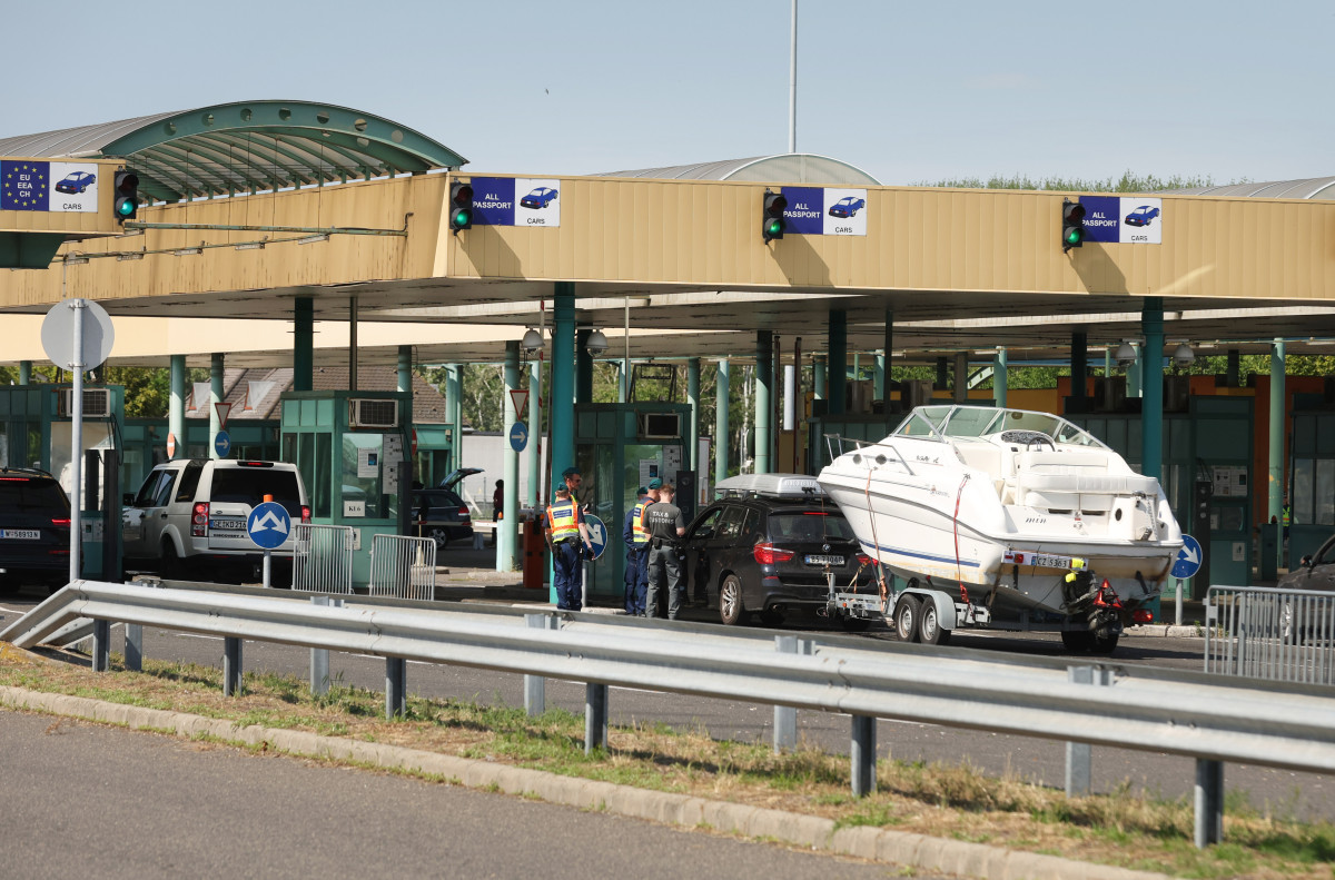 Röszke, röszkei határátkelő, határátkelő, határ