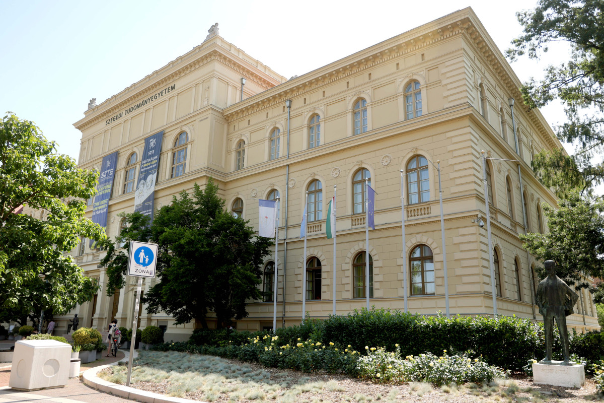 Szeged, Szegedi Tudományegyetem, egyetem, Rektori