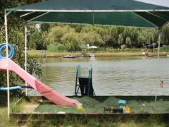 Szeged, hőségriadó, nyár, kánikula, meleg, hőség, napsütés, időjárás, Sziki, Sziksósfürdő Naturista Strand, nudi, nudista, nudista strand, tó, fürdőzés, napozás, kemping