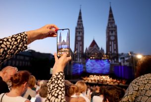 Szeged, Ajándékkoncert, Szegedi Szabadtéri Játékok, Dóm tér, koncert, Szegedi Szimfónikusok, kultura