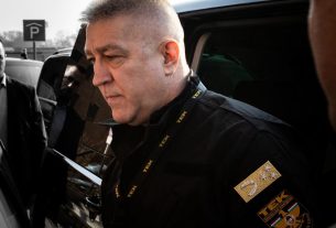 Hajdu Jánost gyanúsítottként hallgatták ki az aranykonvoj ügyben. Fotó: OV hivatalos FB