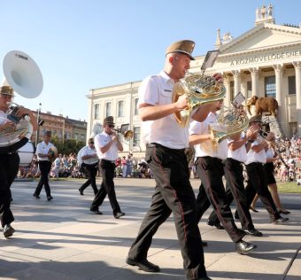 Szeged, Katonazenekari Fesztivál, katonazenekar, katona, zenekar, honvédség, koncert, Móra park