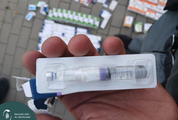 Kempingfelszerelés helyett potencianövelők és izomnövekedésre használt hormoninjekciók lapultak a lakókocsiban az M5-ösön