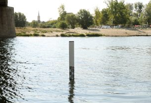 Szeged, alacsony vízállás, Tisza, aszály, nyár, meleg, kánikula, időjárás, kiegészítő vízmérce, folyó