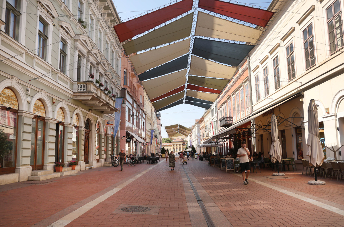 Szeged, nyár, augusztus, meleg, kánikula, időjárás, Kárász utca