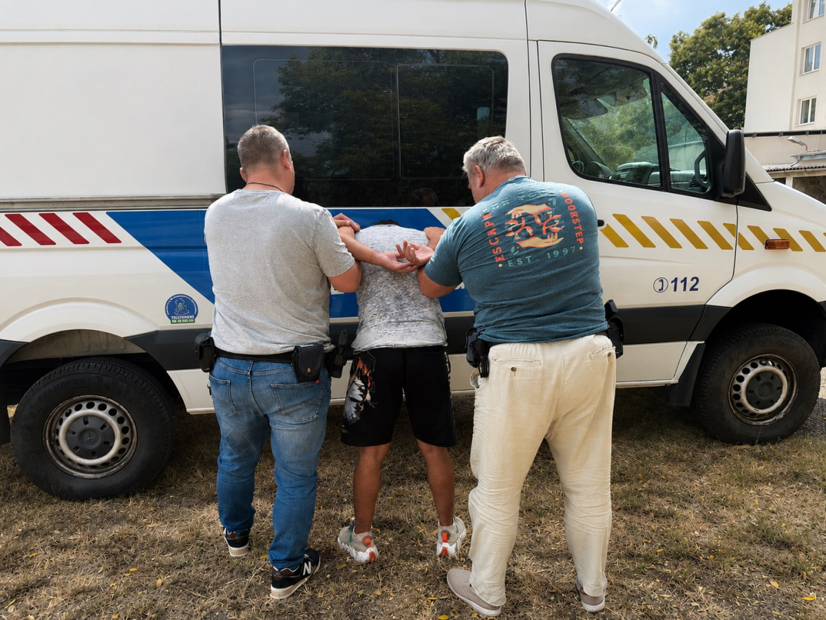 Kiesett a szegedi férfi pénztárcája a zsebéből, azonnal ellopták