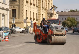 Szeged, Széchenyi tér, Károlyi utca, felújítás, aszfalt, belváros