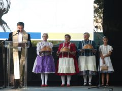 Szeged, augusztus 20., díszünnepség, koszorúzás, Széchenyi tér, ország tortája