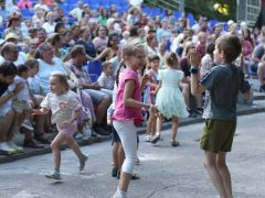 Szeged, 80 éves, Kövér Béla Bábszínház, Halász Judit, koncert, Újszegedi Szabadtéri