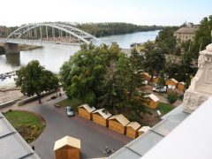 Szeged, Gin és Rum Gasztro Fesztivál, sajtótájékoztató, Móra Ferenc Múzeum tetőterasz, Móra park